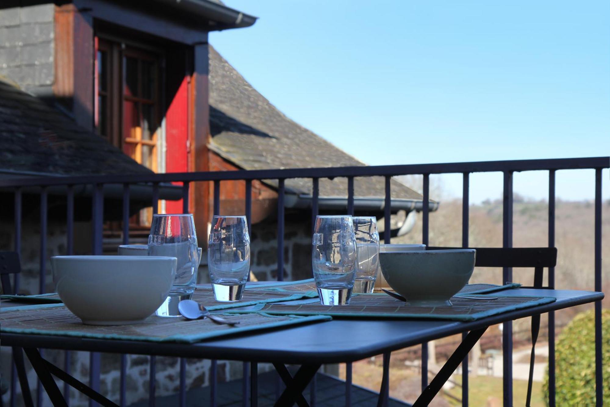 Gite Bellevue - Domaine De La Chapelle En Correze Exterior photo